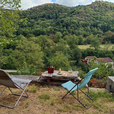 La Vie Du Bief Bed & Breakfast Bolozon Bagian luar foto